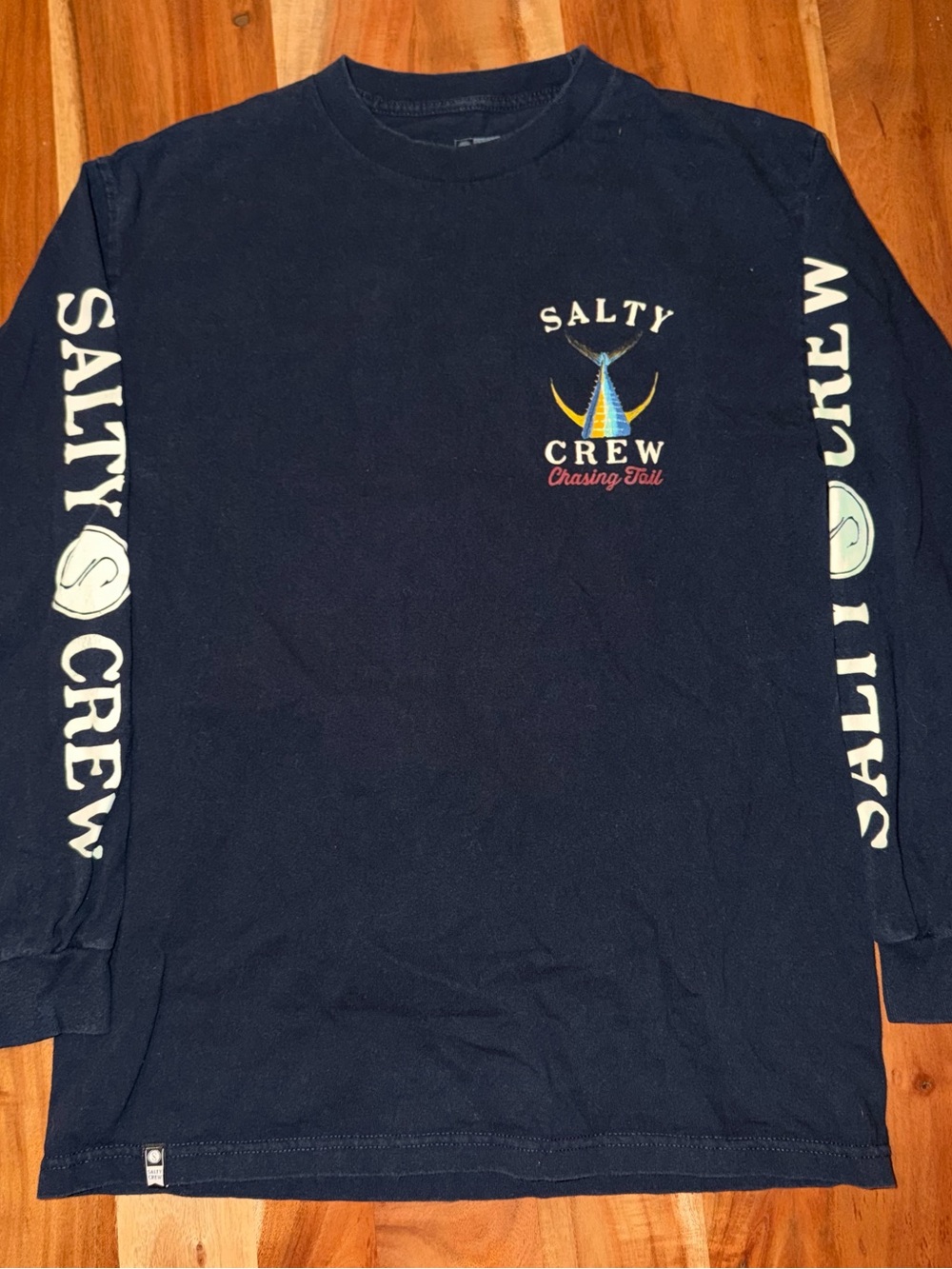 Salty Crew Men's Navy Long Sleeve Tee - Chasing Tail size M.  #012